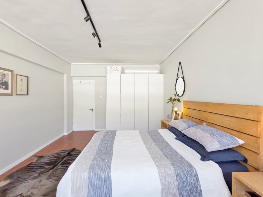 1 Bedroom Property for Sale in Gardens Western Cape